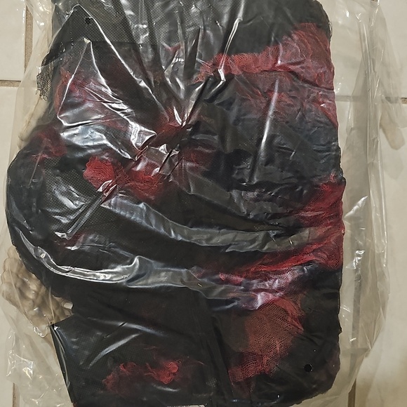 NWOT Halloween  Spooky  Village 36 Inch Swinging Black Cloth Skeleton White Face - Picture 9 of 11